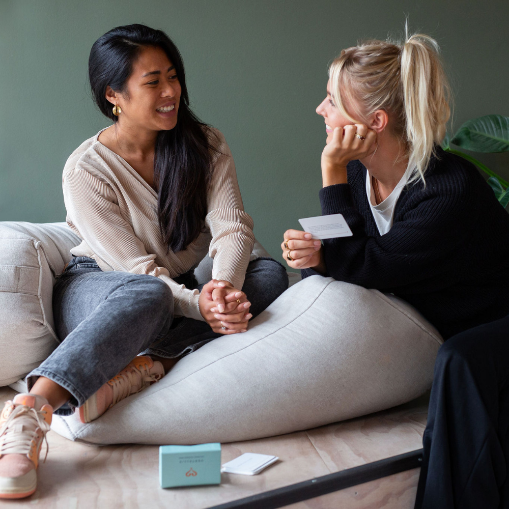 Vertellis Vrijdag Vragen Spel - 52 vragen voor mooie gesprekken en verbinding